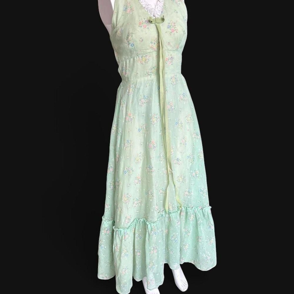 Nadine Vintage Green Ditsy Floral Prairie Dress